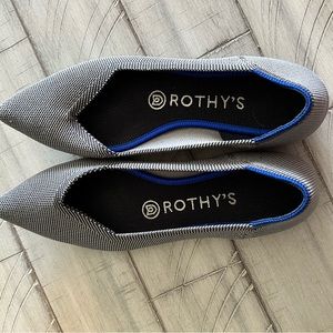 Rothy points gray